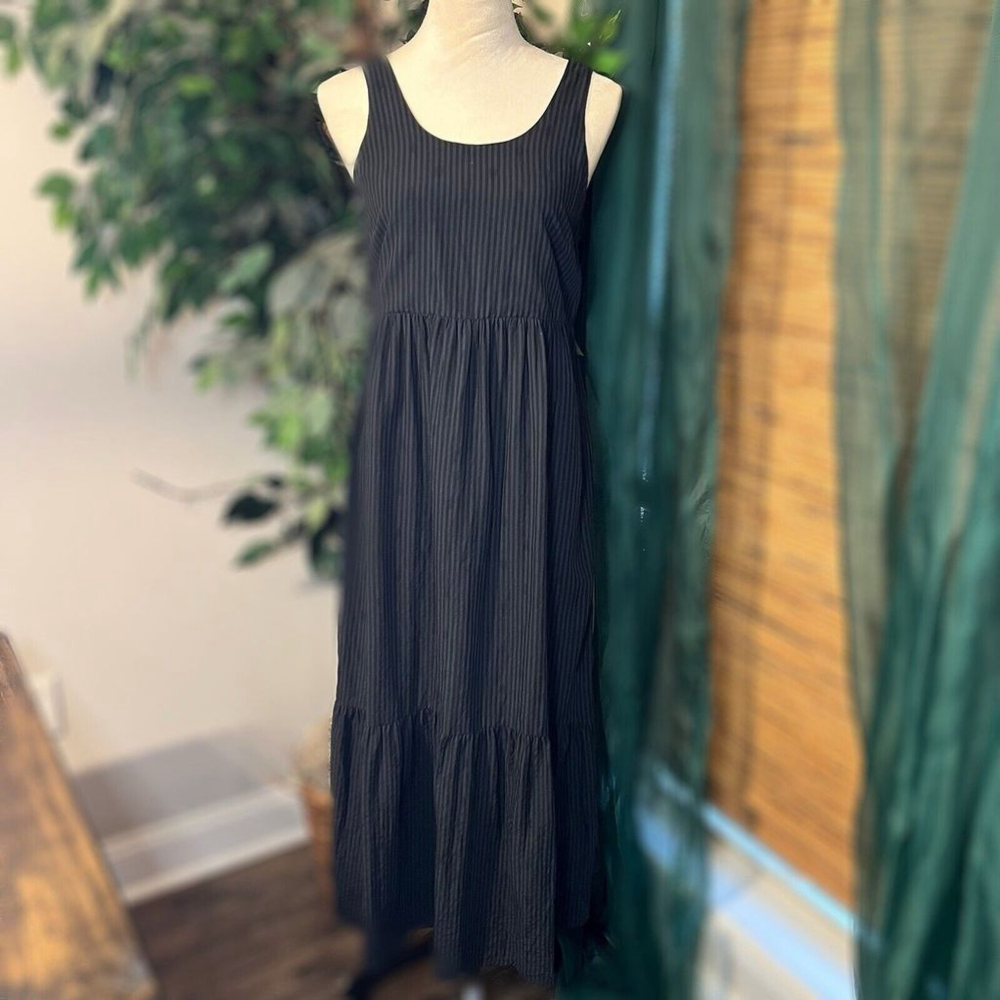 J. Jill Tiered Maxi Dress- Black Gray Striped- Sleeveless‎ Smocked- Womens XS